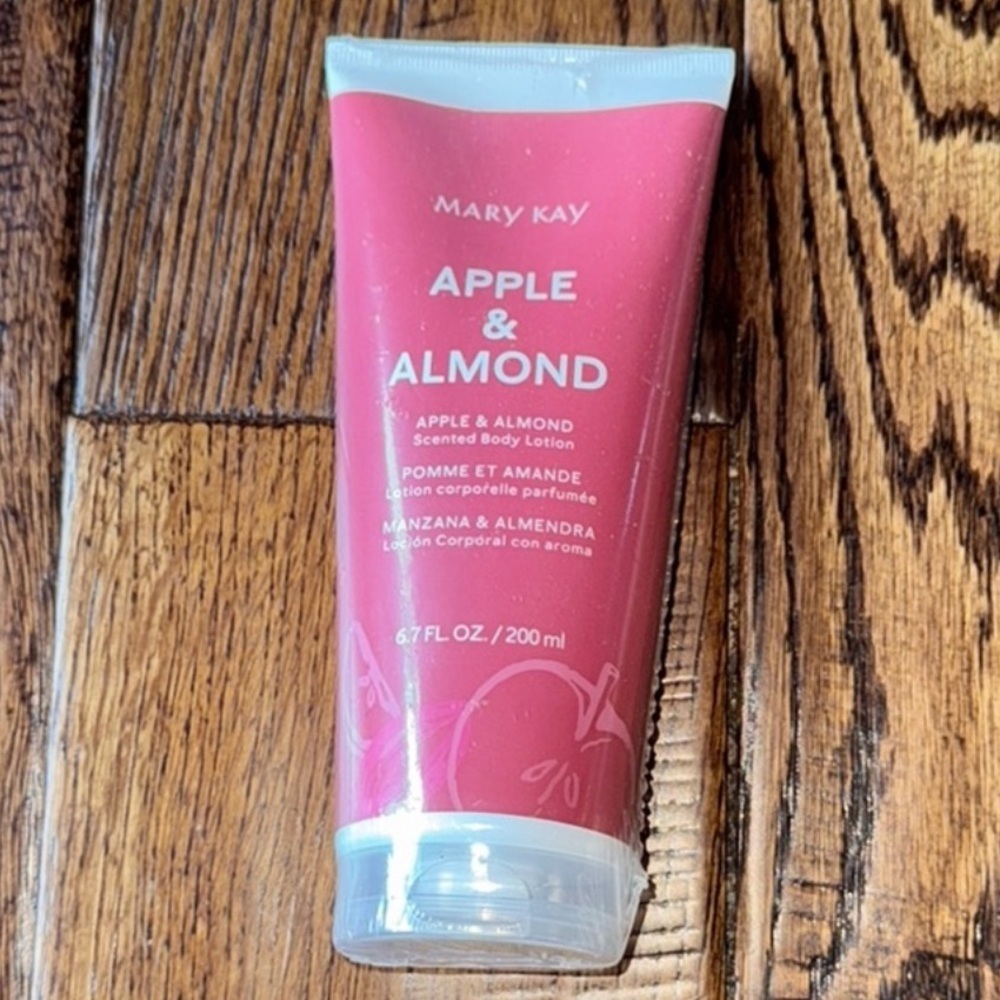 Mary Kay Apple & Almond Scented Body Lotion